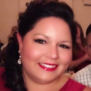 Meet your Posher, Lynsey